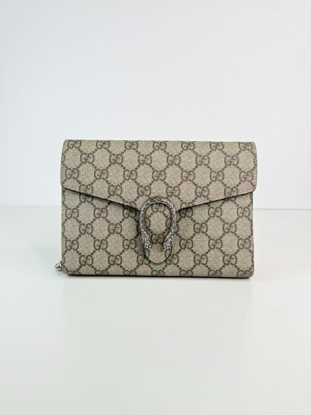 Gucci Dionysus GG Supreme Super Mini Chain Wallet Crossbody Bag